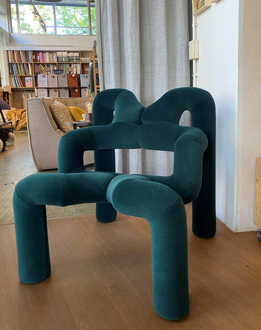 Showroom model Varier design armchair Ekstrem Gentle green